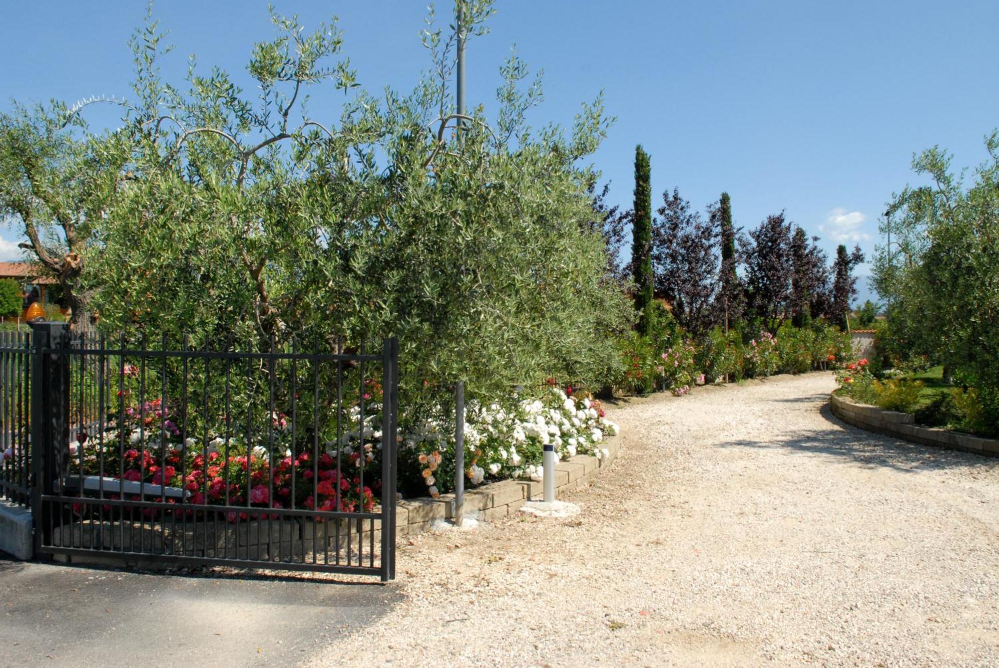 Locanda Da Vittorio Manerba del Garda Esterno foto