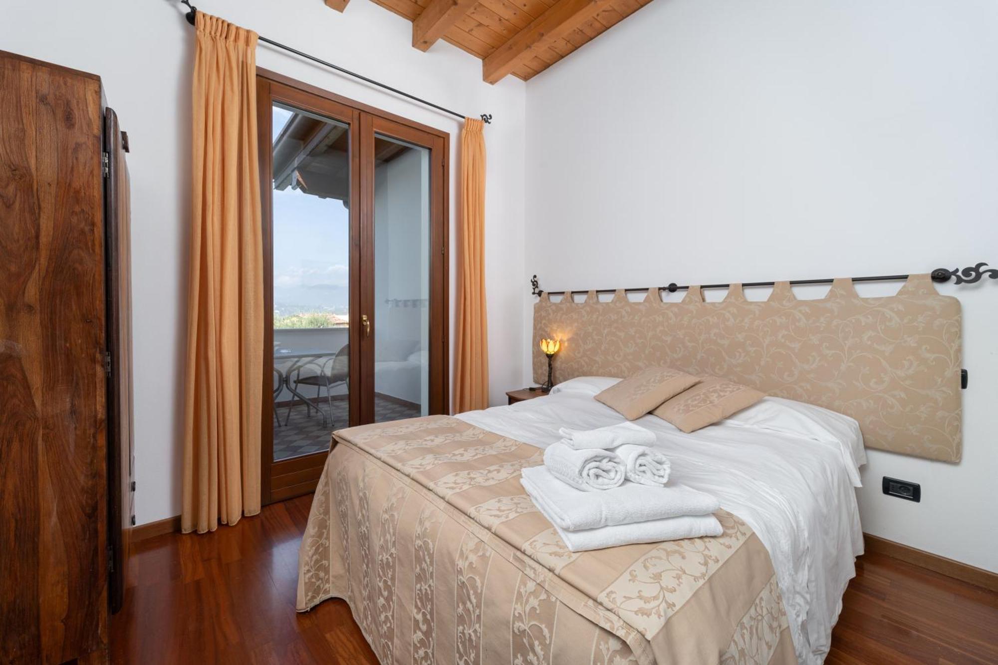 Locanda Da Vittorio Manerba del Garda Esterno foto